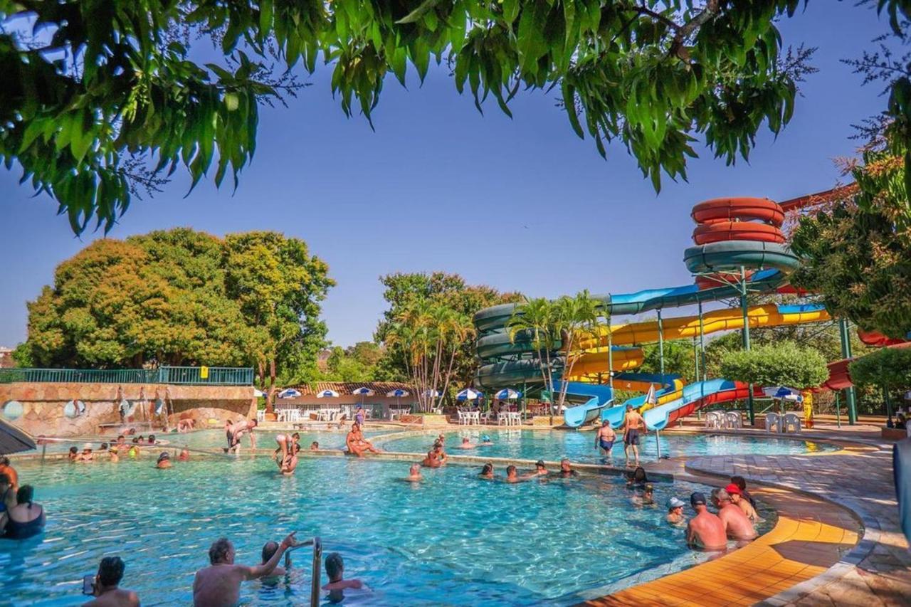 Diroma Resort Internacional Incluso 1 Acesso Ao Acqua Park Vulcao Caldas Novas Exterior photo
